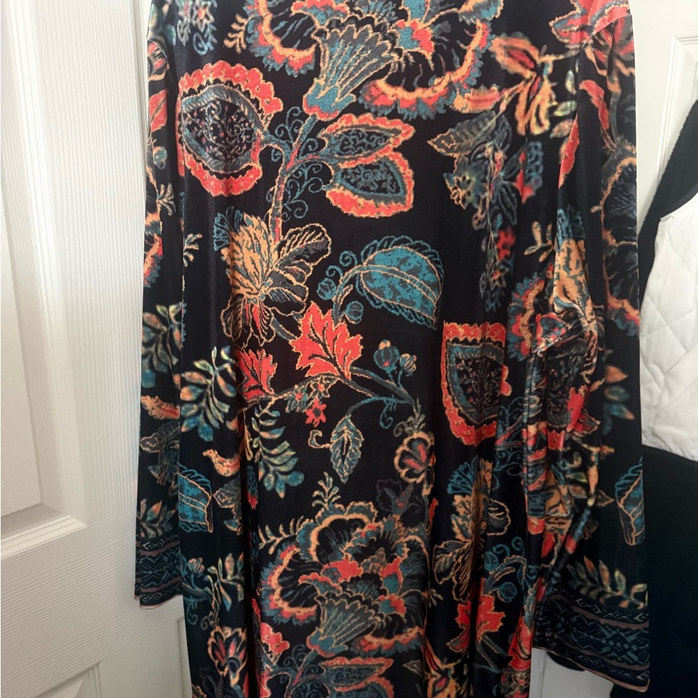 Black Floral Home Accent Textile with Teal and Coral Pattern